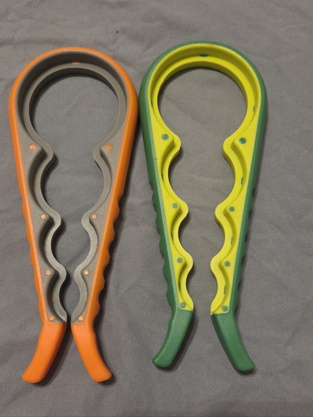 Set of 2 Container Openers - Orange/Gray & Green/Yellow